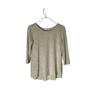 🌼 Anthropologie Pebble & Stone Pleated Hem Button-Back Top (Size Small)